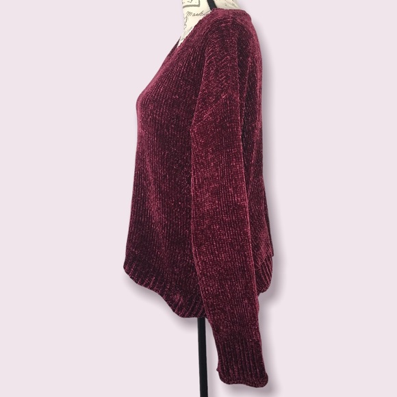 XOXO, Chunky Knit Sweater, Super Soft, Ties At Hem, Size XL - Picture 4 of 14